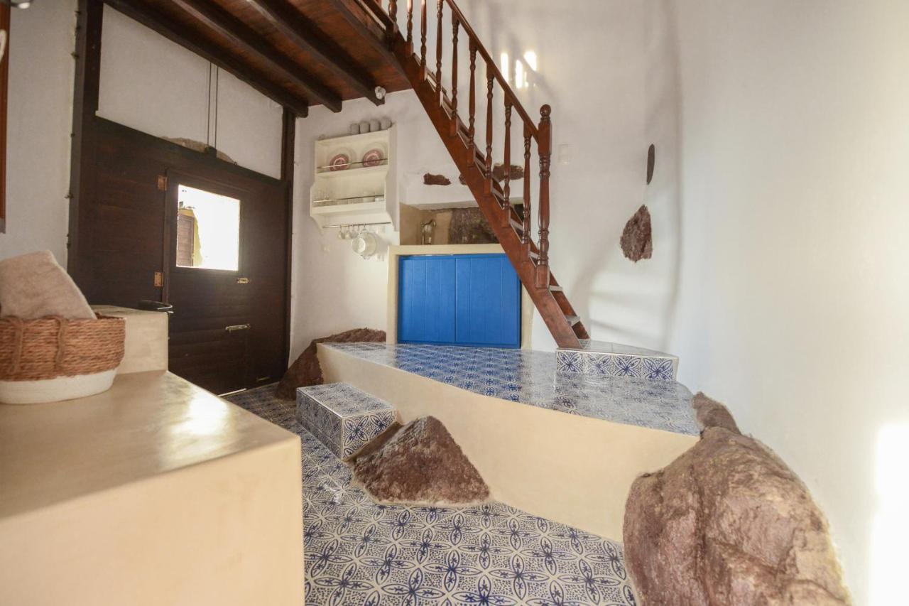 Castrum Traditional Sunset Suites Plaka  Ngoại thất bức ảnh