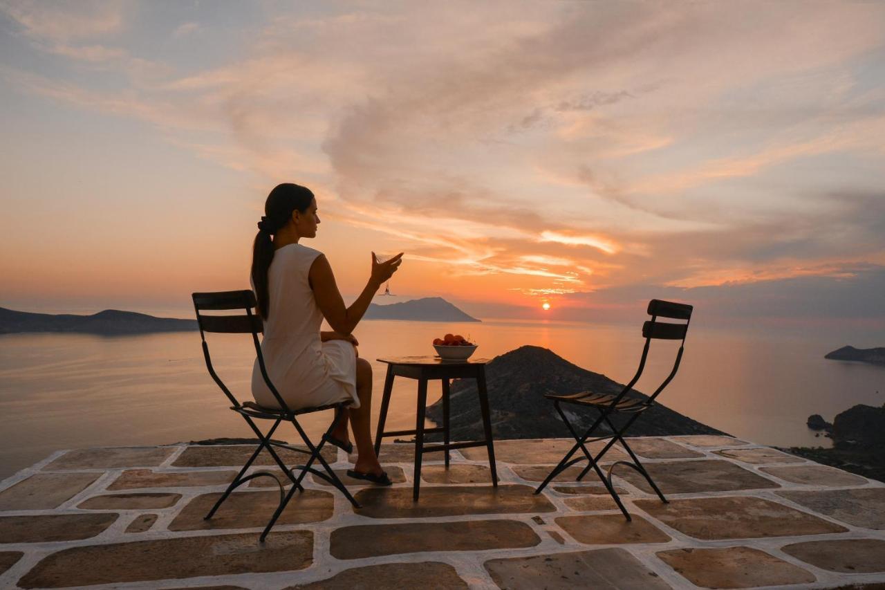 Castrum Traditional Sunset Suites Plaka  Ngoại thất bức ảnh