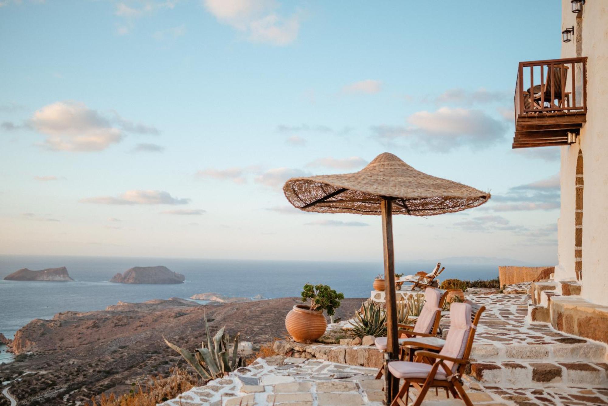 Castrum Traditional Sunset Suites Plaka  Ngoại thất bức ảnh